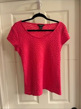 Liz Claiborne Hot Pink Textured Scoop Neck Tee